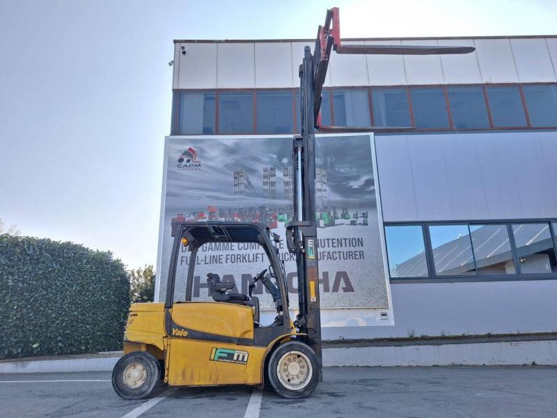 Electric forklift Yale ERP50VM: picture 10