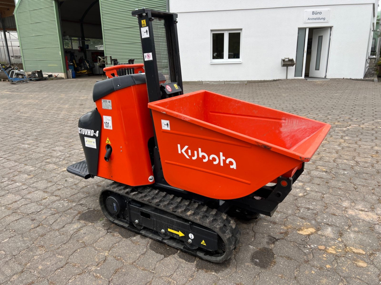 Kubota KC 70, VHD-4, mit Hochentleerung, hydr. Fahrwerk - Tracked dumper: picture 4 Kubota KC 70, VHD-4, mit Hochentleerung, hydr. Fahrwerk - Tracked dumper: picture 4