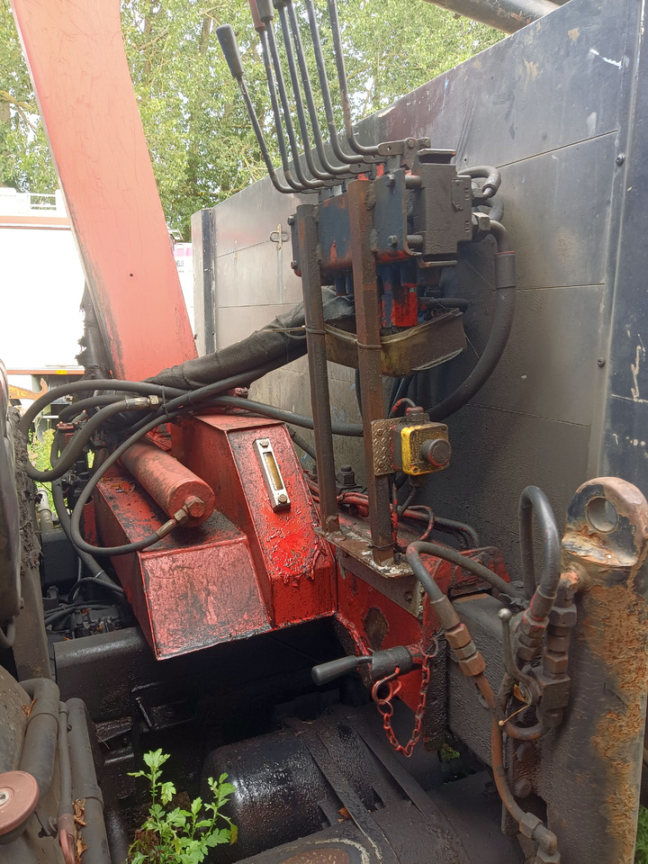 PALFINGER - Truck mounted crane for Truck: picture 3 PALFINGER - Truck mounted crane for Truck: picture 3