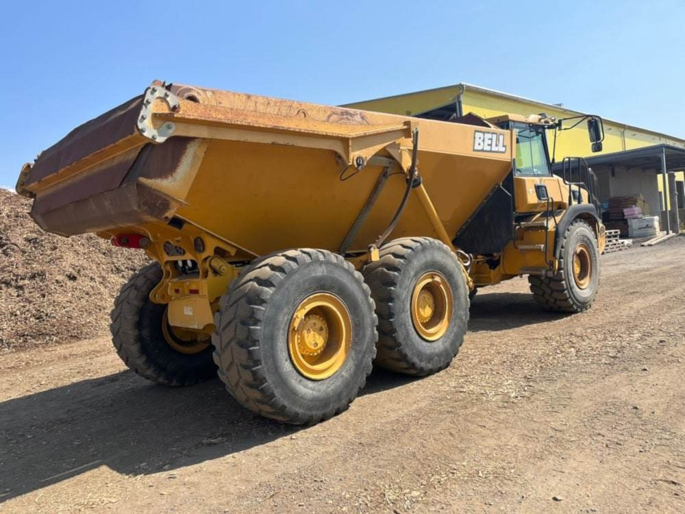 Bell B30E - Articulated dump truck: picture 2 Bell B30E - Articulated dump truck: picture 2
