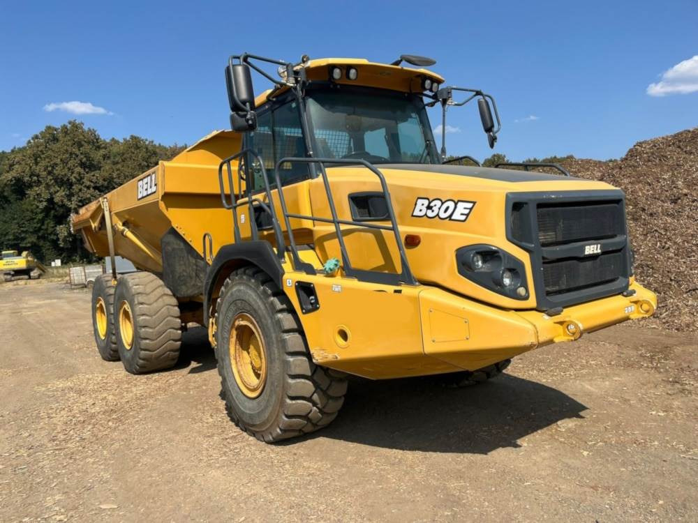 Bell B30E - Articulated dump truck: picture 1 Bell B30E - Articulated dump truck: picture 1