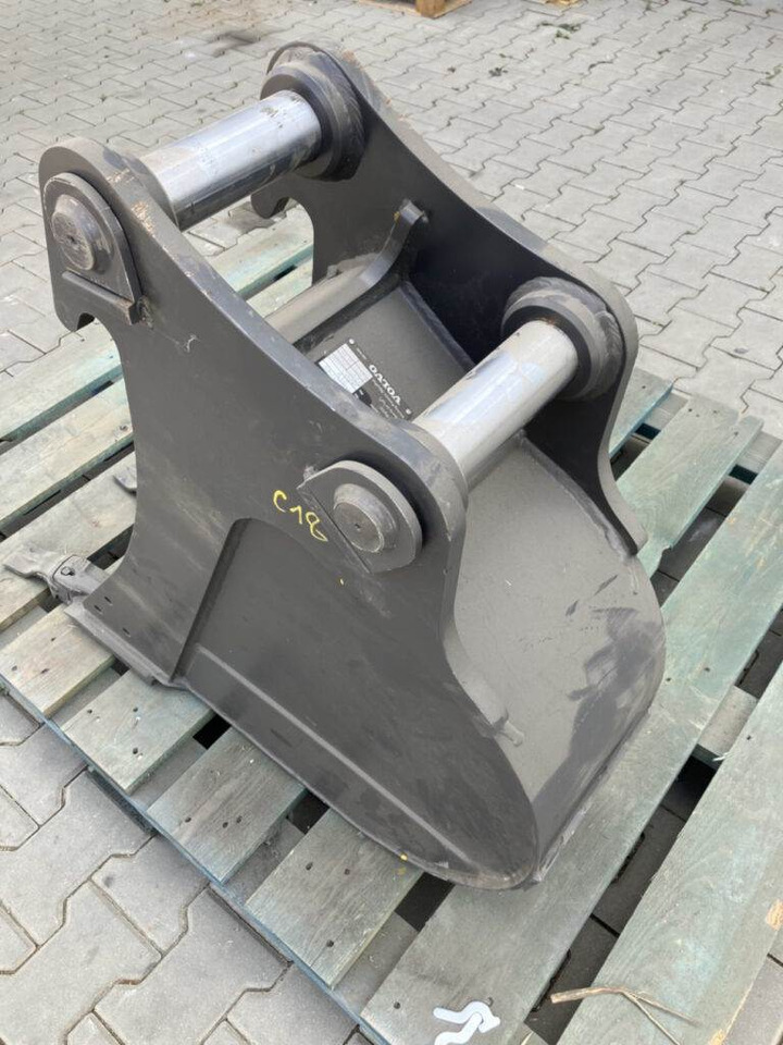 Volvo Tieflöffel mit Zähnen - Backhoe loader: picture 2 Volvo Tieflöffel mit Zähnen - Backhoe loader: picture 2