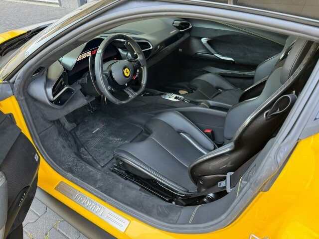 Coupe Ferrari 296 GTB Coupe: picture 14