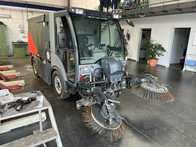 Road sweeper Hako Citymaster CM 2200 Kehrmaschine 2 m³: picture 9 Road sweeper Hako Citymaster CM 2200 Kehrmaschine 2 m³: picture 9