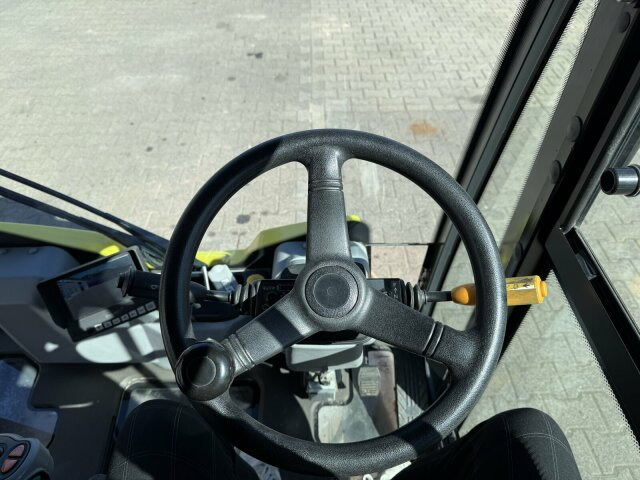 Johnston C202 Kleinkehrmaschine 2 M³ - 6.000 h - Road sweeper: picture 3 Johnston C202 Kleinkehrmaschine 2 M³ - 6.000 h - Road sweeper: picture 3