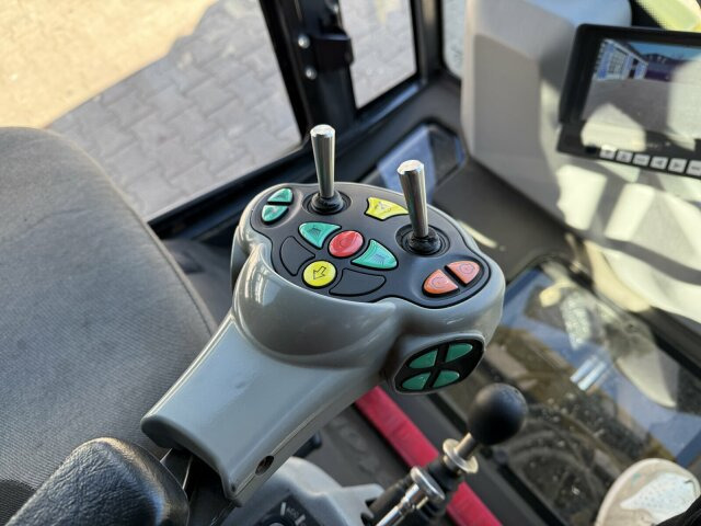 Johnston C202 Kleinkehrmaschine 2 M³ - 6.000 h - Road sweeper: picture 4 Johnston C202 Kleinkehrmaschine 2 M³ - 6.000 h - Road sweeper: picture 4