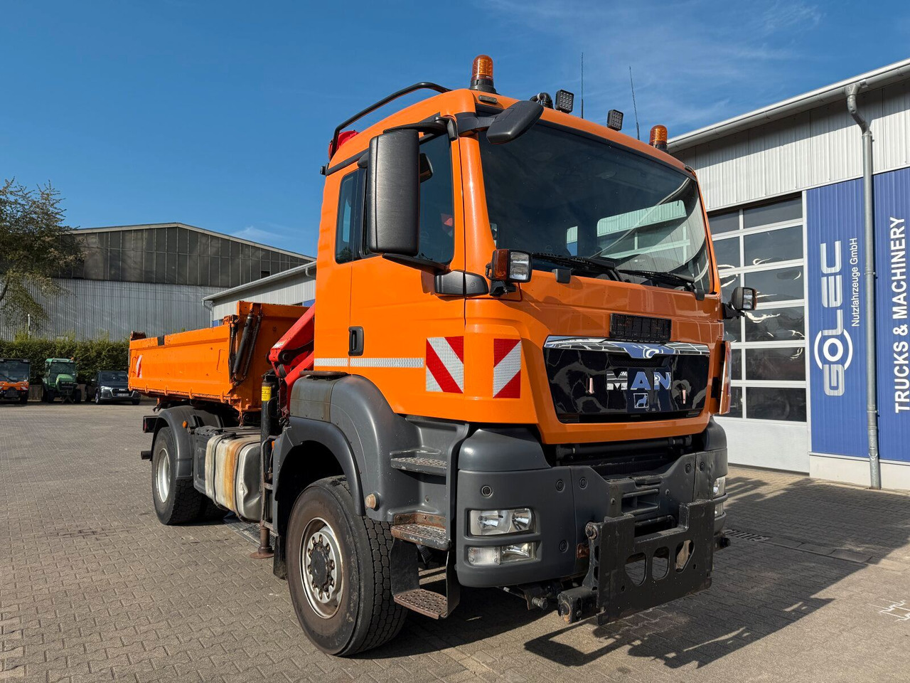 MAN TGA 18.360 4x4 Dreiseiten-Kipper Kran PALFINGER - Crane truck: picture 1 MAN TGA 18.360 4x4 Dreiseiten-Kipper Kran PALFINGER - Crane truck: picture 1