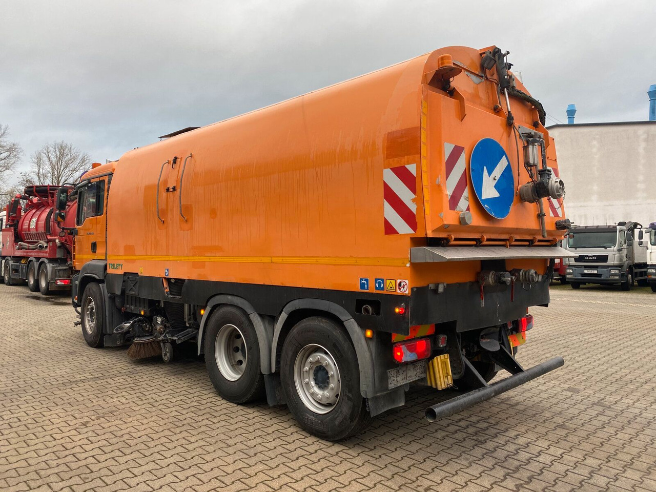 MAN TGA 26.430 6x2-2 LL - Cab chassis truck: picture 5 MAN TGA 26.430 6x2-2 LL - Cab chassis truck: picture 5
