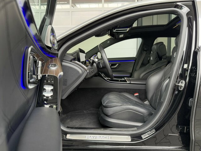 Maybach Mercedes Benz S680 Maybach V12 High-End -Paket - Saloon car: picture 4 Maybach Mercedes Benz S680 Maybach V12 High-End -Paket - Saloon car: picture 4