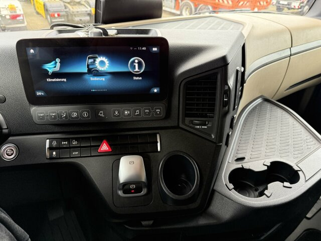 Mercedes-Benz ACTROS 2543 6x2 Wechselaufbau BDF AHK 2 Betten - Container transporter/ Swap body truck: picture 3 Mercedes-Benz ACTROS 2543 6x2 Wechselaufbau BDF AHK 2 Betten - Container transporter/ Swap body truck: picture 3