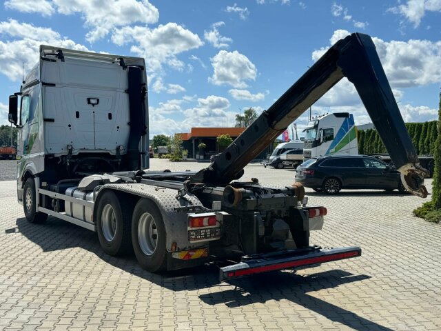 Mercedes-Benz ACTROS 2658 6x2 Abrollkipper MEILLER RK 26.67K - Hook lift truck: picture 4 Mercedes-Benz ACTROS 2658 6x2 Abrollkipper MEILLER RK 26.67K - Hook lift truck: picture 4