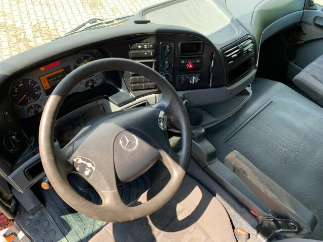 Mercedes-Benz ACTROS 4141 EURO4 8x6 Muldenkipper - Dumper: picture 3 Mercedes-Benz ACTROS 4141 EURO4 8x6 Muldenkipper - Dumper: picture 3