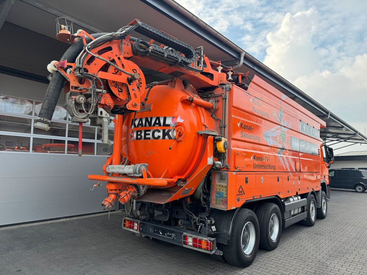 Mercedes-Benz ACTROS 4148 8x4 Kanalreiniger & Wasserrückgewinn - Vacuum truck: picture 4 Mercedes-Benz ACTROS 4148 8x4 Kanalreiniger & Wasserrückgewinn - Vacuum truck: picture 4