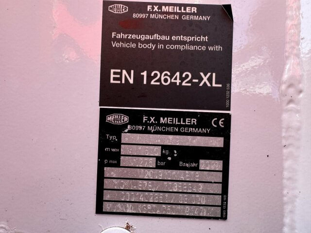 Mercedes-Benz AROCS 1832 4x2 Euro 6 Kipper Kran FASSI F120FB - Tipper, Crane truck: picture 5 Mercedes-Benz AROCS 1832 4x2 Euro 6 Kipper Kran FASSI F120FB - Tipper, Crane truck: picture 5