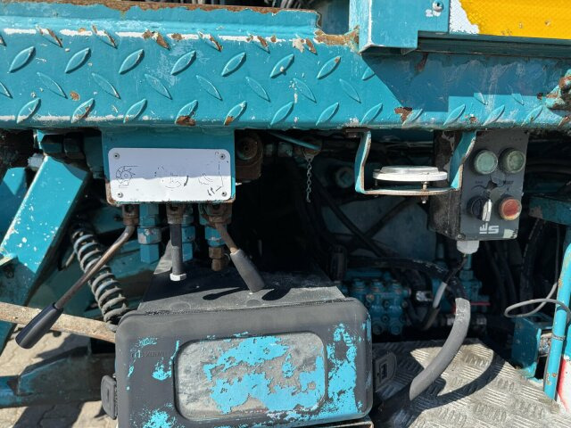 Mercedes-Benz AROCS 2844 6x4 Euro 6 Betonpumpe SERMAC 5Z33 - Concrete pump truck: picture 4 Mercedes-Benz AROCS 2844 6x4 Euro 6 Betonpumpe SERMAC 5Z33 - Concrete pump truck: picture 4