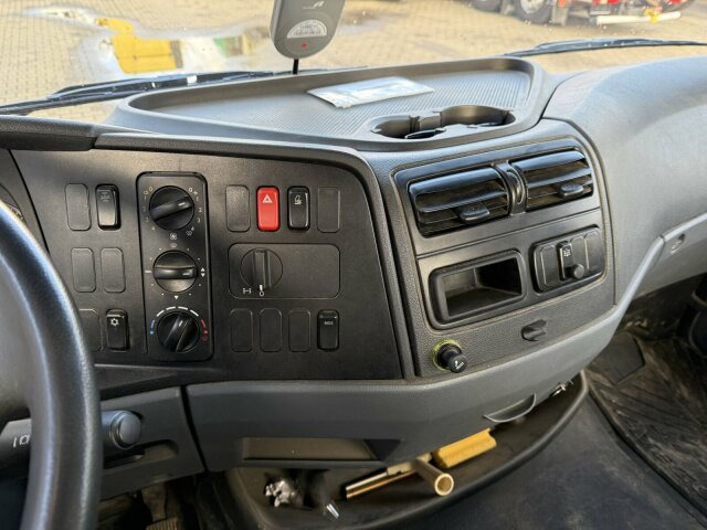 Mercedes-Benz ATEGO 1018 4x2 Meiller Dreiseitenkipper *TOP - Tipper: picture 4 Mercedes-Benz ATEGO 1018 4x2 Meiller Dreiseitenkipper *TOP - Tipper: picture 4