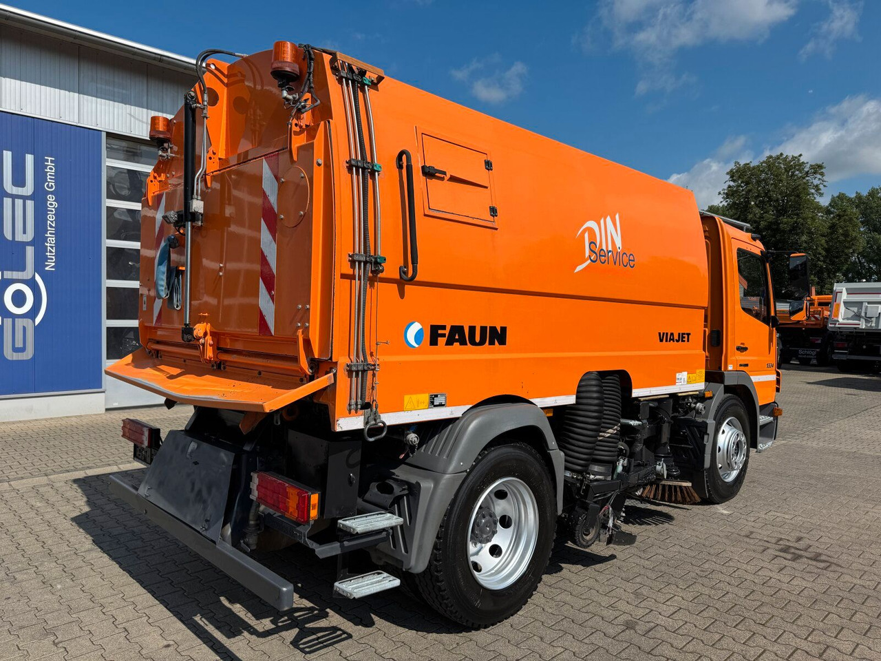 Mercedes-Benz ATEGO 1324 4x2 Kehrmaschine FAUN Viajet 6R/H - Road sweeper: picture 5 Mercedes-Benz ATEGO 1324 4x2 Kehrmaschine FAUN Viajet 6R/H - Road sweeper: picture 5