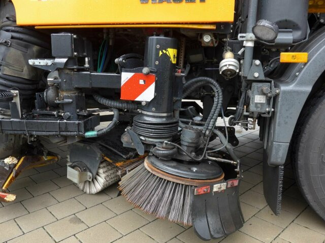 Mercedes-Benz ATEGO 1523 4x2 FAUN Viajet 6R/H HD 100 Bar - Road sweeper: picture 5 Mercedes-Benz ATEGO 1523 4x2 FAUN Viajet 6R/H HD 100 Bar - Road sweeper: picture 5