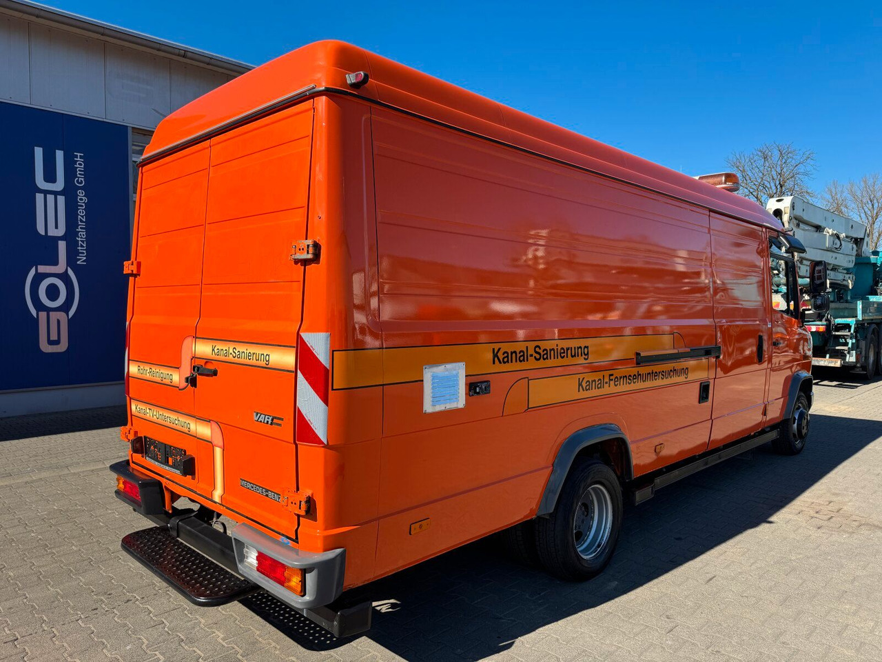 Mercedes-Benz Vario 614D TV Inspektionsanl RCA RAUSCH ELKA 600 - Vacuum truck: picture 4 Mercedes-Benz Vario 614D TV Inspektionsanl RCA RAUSCH ELKA 600 - Vacuum truck: picture 4