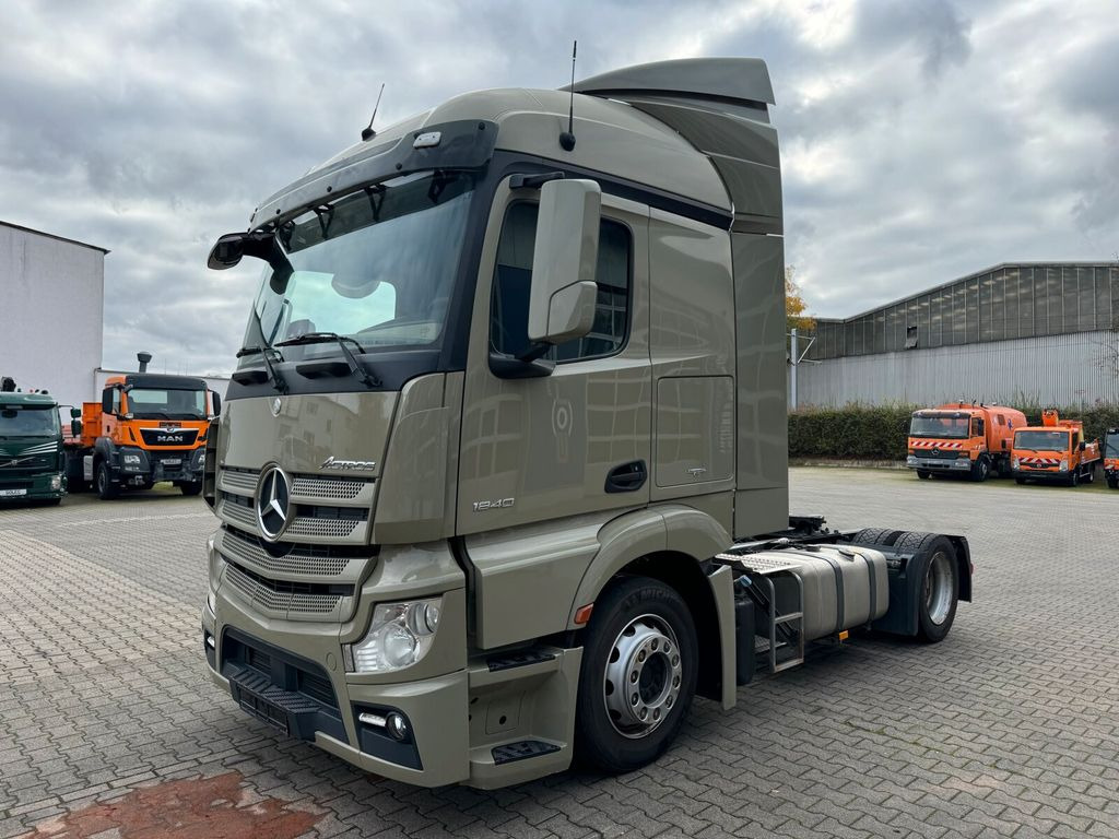 Mercedes-Benz Actros 1840 4x2 SZM Mega *Retarder - Tractor unit: picture 2 Mercedes-Benz Actros 1840 4x2 SZM Mega *Retarder - Tractor unit: picture 2