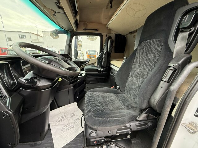 Mercedes-Benz Actros 1845 LS Sattelzugmaschine 4x2 - Tractor unit: picture 5 Mercedes-Benz Actros 1845 LS Sattelzugmaschine 4x2 - Tractor unit: picture 5