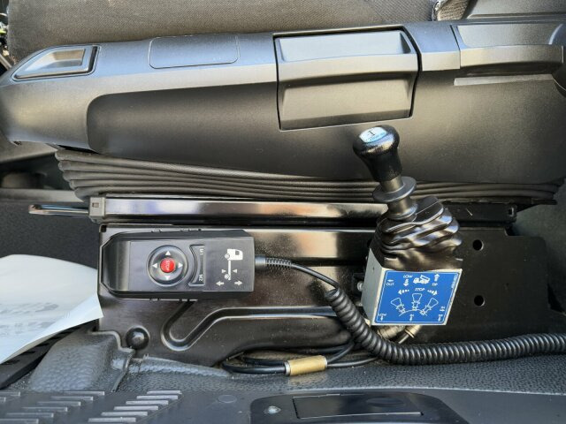 Mercedes-Benz Arocs 1843 4x2 SZM Euro 6 Kipphydraulik - Tractor unit: picture 5 Mercedes-Benz Arocs 1843 4x2 SZM Euro 6 Kipphydraulik - Tractor unit: picture 5