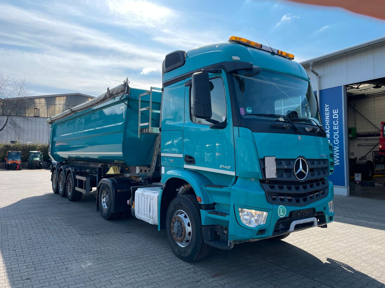 Mercedes-Benz Arocs 2142 4x4H SZM Euro 6 Kipphydraulik - Tractor unit: picture 1 Mercedes-Benz Arocs 2142 4x4H SZM Euro 6 Kipphydraulik - Tractor unit: picture 1