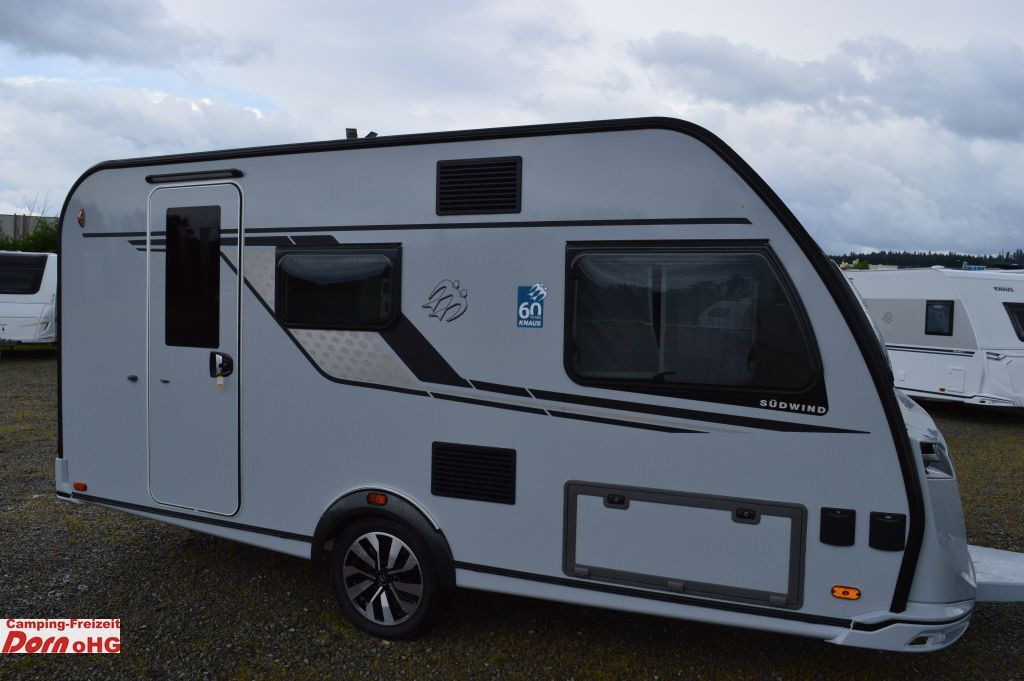 Knaus Südwind 420 QD 60 YEARS Kühlschrank 142l - Caravan: picture 1 Knaus Südwind 420 QD 60 YEARS Kühlschrank 142l - Caravan: picture 1