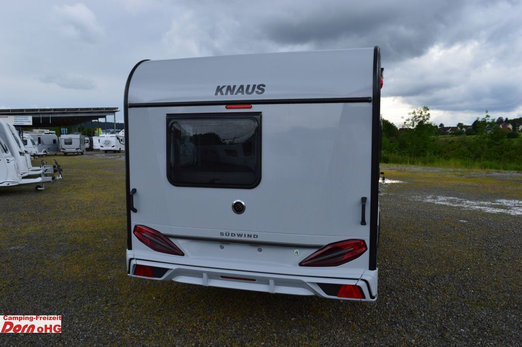 Knaus Südwind 420 QD 60 YEARS Kühlschrank 142l - Caravan: picture 3 Knaus Südwind 420 QD 60 YEARS Kühlschrank 142l - Caravan: picture 3