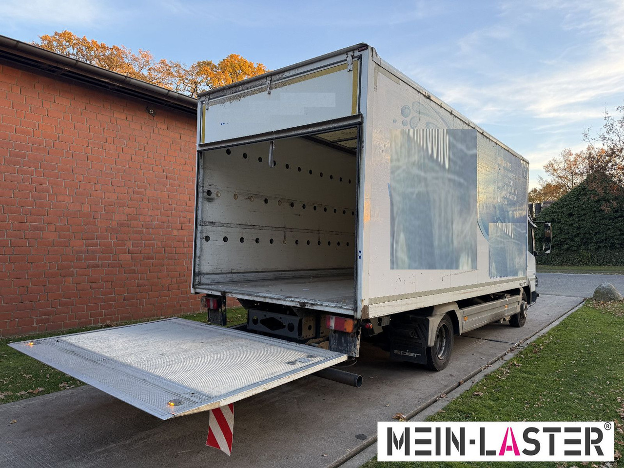 Mercedes-Benz Atego 816 LBW Klima 3 Sitzer - Closed box van: picture 2 Mercedes-Benz Atego 816 LBW Klima 3 Sitzer - Closed box van: picture 2