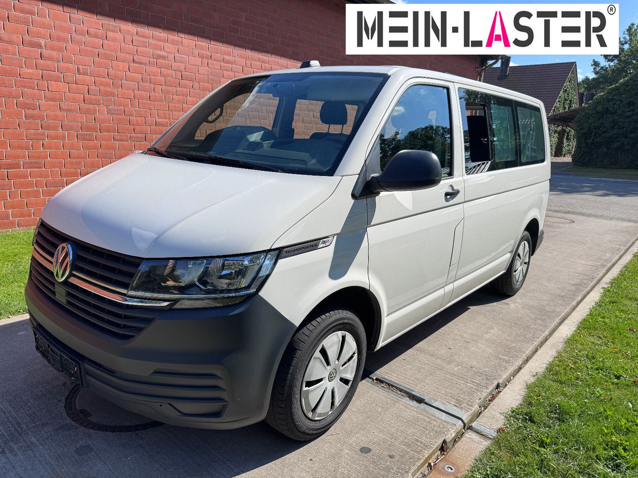 Volkswagen T6 2.0 tdi Standheizung Navigation AHK TÜV 5-27 - People carrier: picture 2 Volkswagen T6 2.0 tdi Standheizung Navigation AHK TÜV 5-27 - People carrier: picture 2