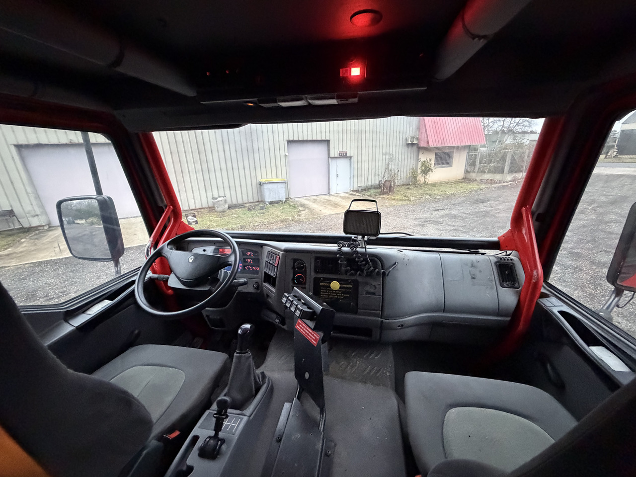 Truck RENAULT Midlum: picture 16