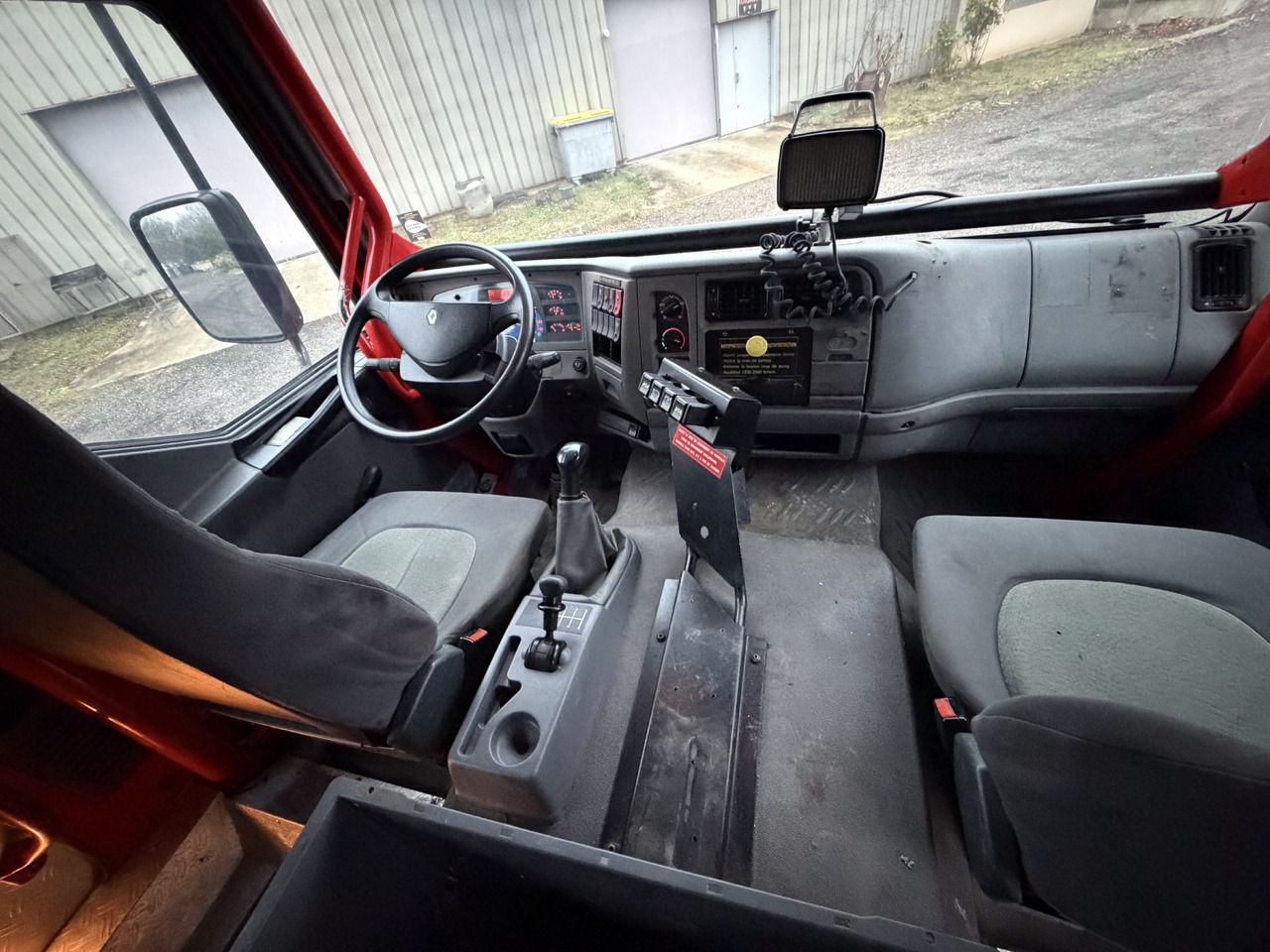 Truck RENAULT Midlum: picture 15