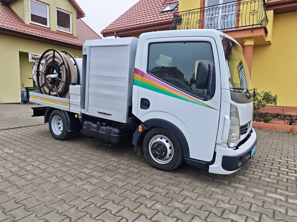 Renault Maxity Kanalreiniger Hydrocureur Saugwagen - Vacuum truck: picture 4 Renault Maxity Kanalreiniger Hydrocureur Saugwagen - Vacuum truck: picture 4