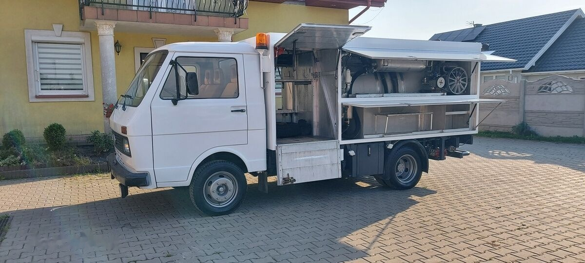 Volkswagen LT55 COMBI HYDRO OIL ADR INOX - Vacuum truck: picture 2 Volkswagen LT55 COMBI HYDRO OIL ADR INOX - Vacuum truck: picture 2