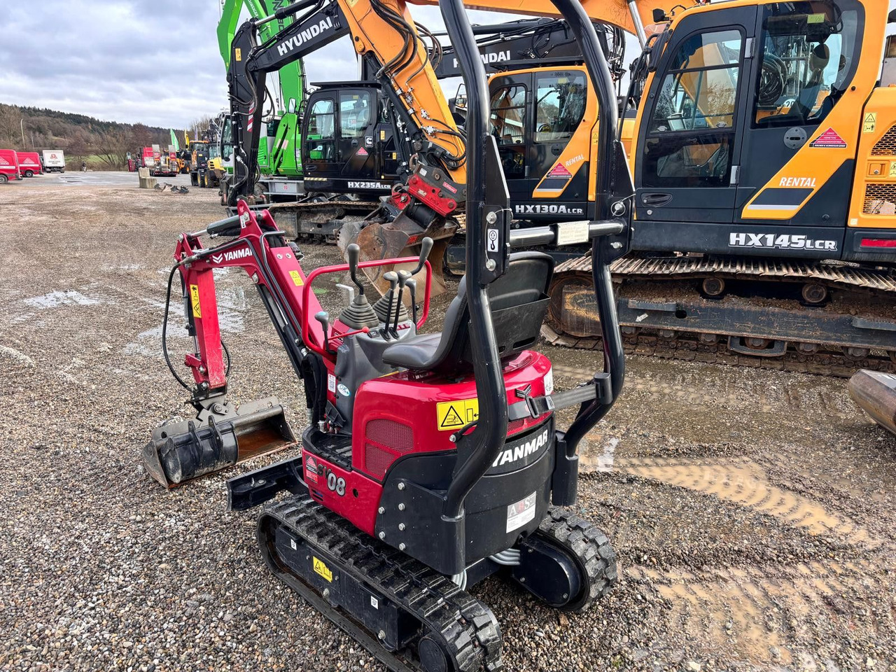 Yanmar SV08 - Mini excavator: picture 2 Yanmar SV08 - Mini excavator: picture 2