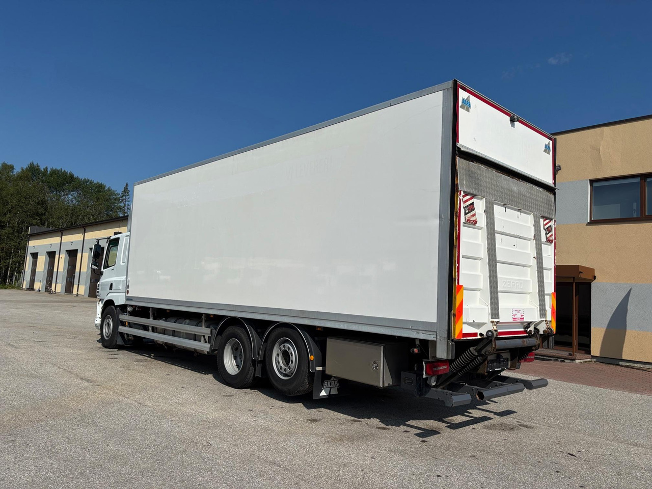 DAF CF440 - Refrigerated truck: picture 5 DAF CF440 - Refrigerated truck: picture 5