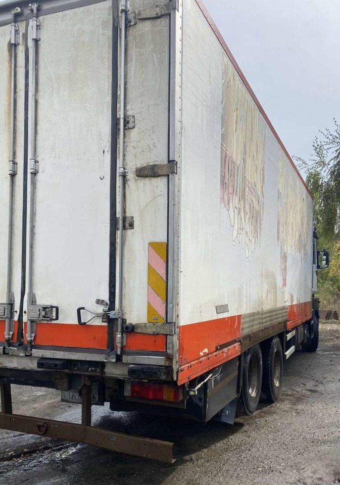 RENAULT Magnum 430 ID1611 - Box truck: picture 5 RENAULT Magnum 430 ID1611 - Box truck: picture 5