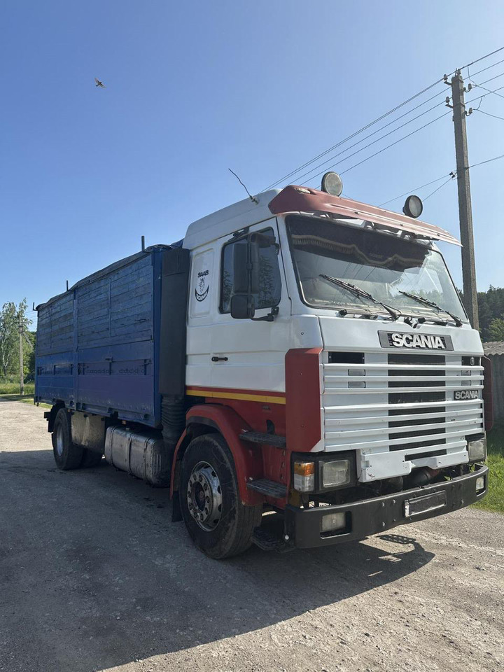 SCANIA 113M.360 - Dropside/ Flatbed truck: picture 1 SCANIA 113M.360 - Dropside/ Flatbed truck: picture 1