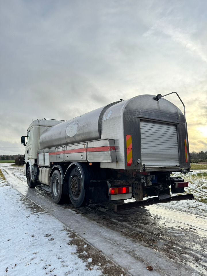 SCANIA G124.470 - Tanker truck: picture 4 SCANIA G124.470 - Tanker truck: picture 4