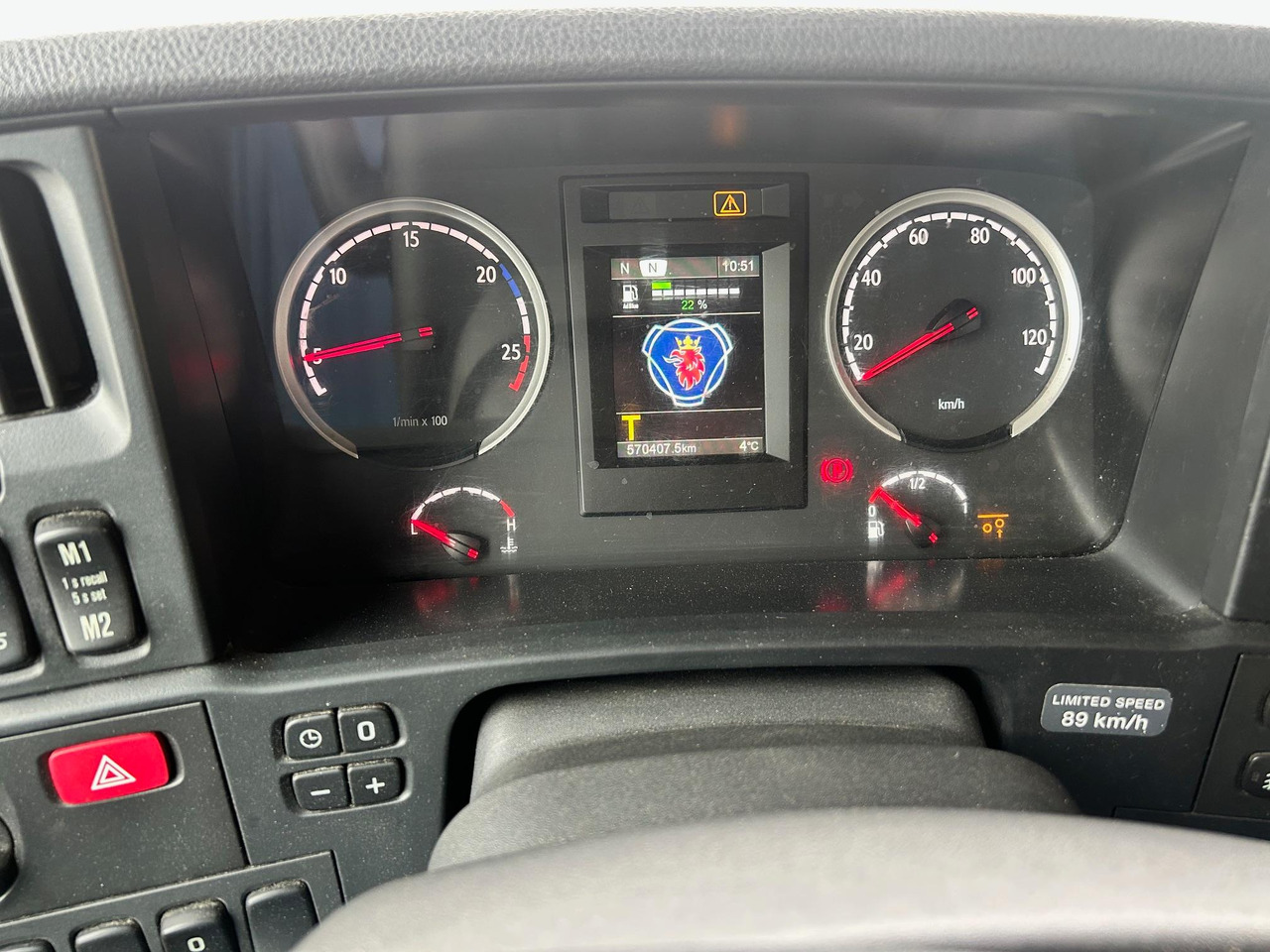 Refrigerated truck SCANIA G490: picture 14