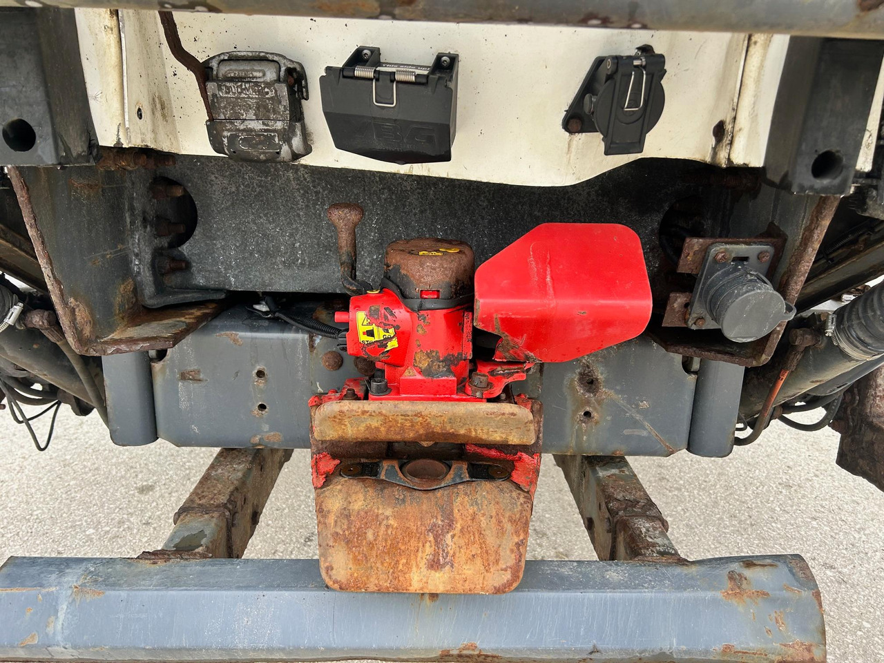 Refrigerated truck SCANIA G490: picture 15