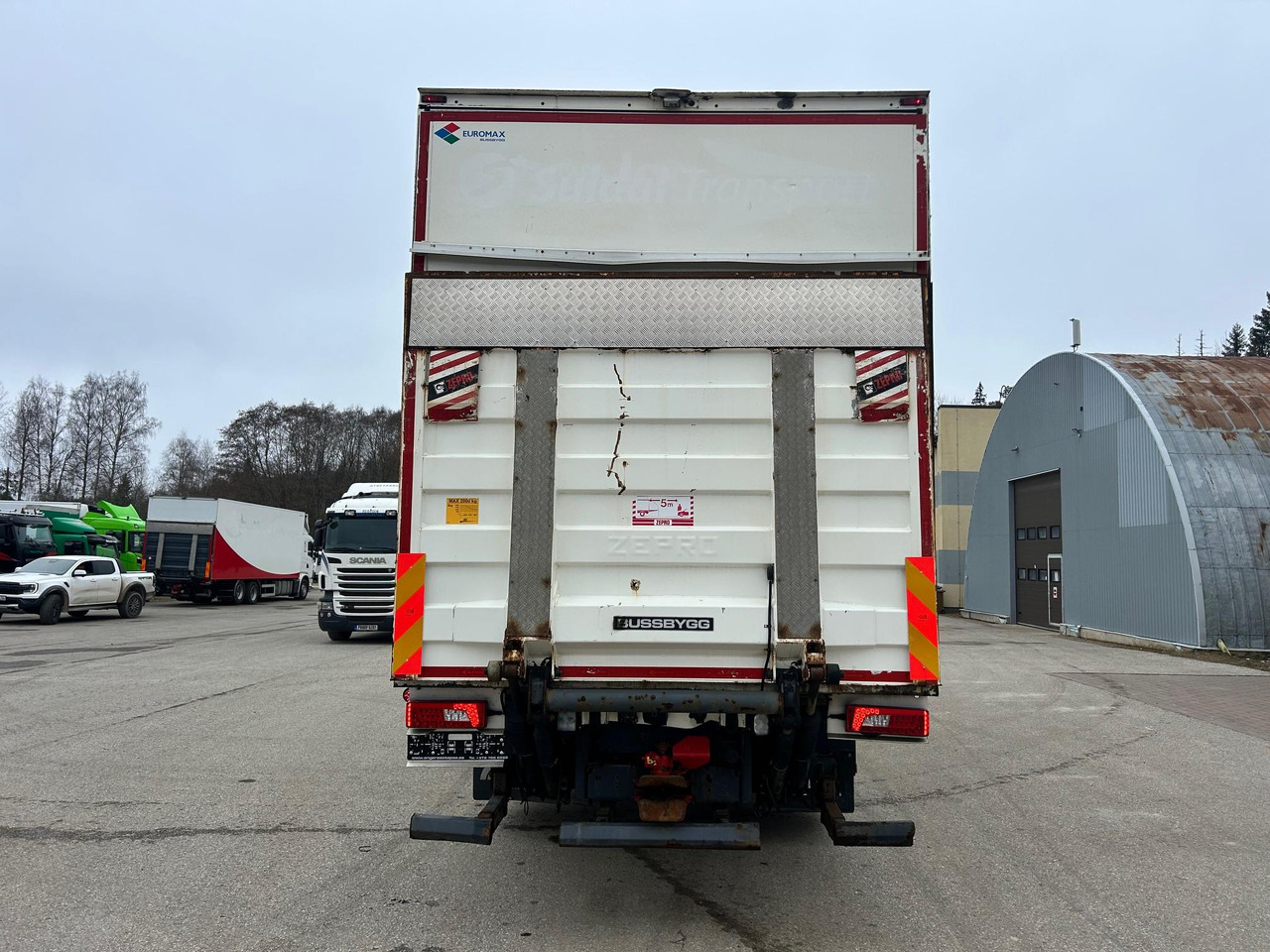 Refrigerated truck SCANIA G490: picture 7