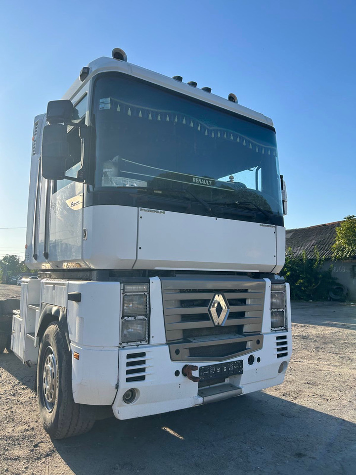 RENAULT Magnum 390 - Tractor unit: picture 1 RENAULT Magnum 390 - Tractor unit: picture 1