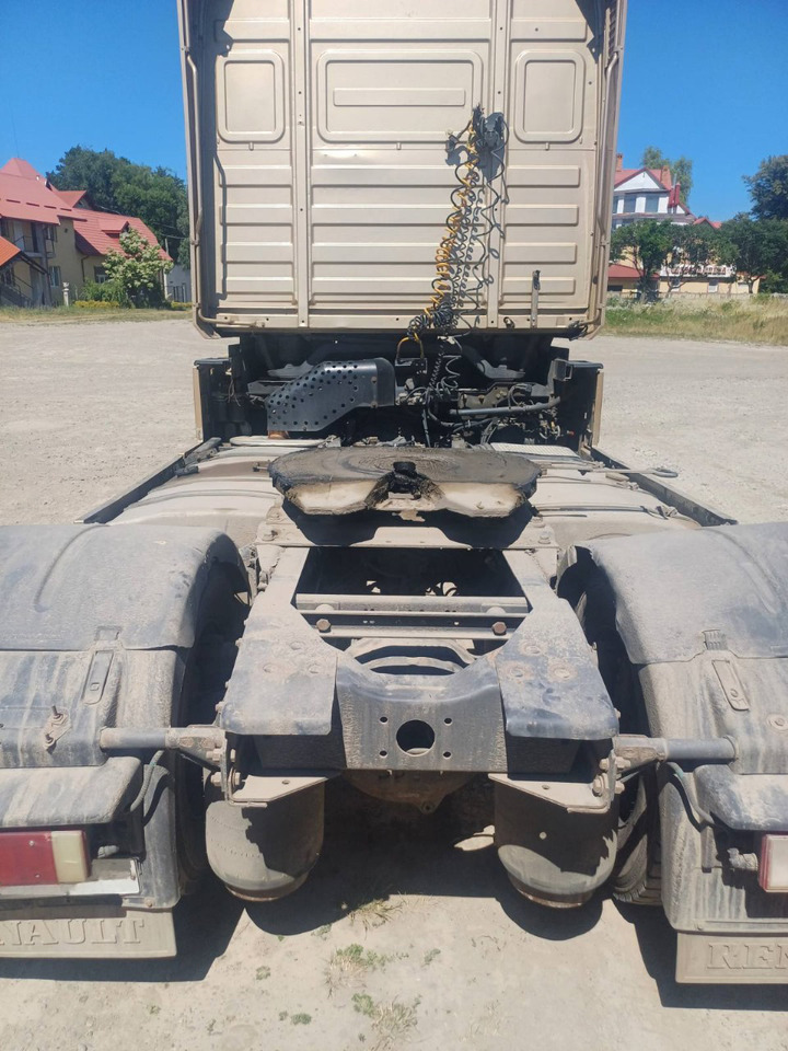 Tractor unit RENAULT Magnum 480: picture 8