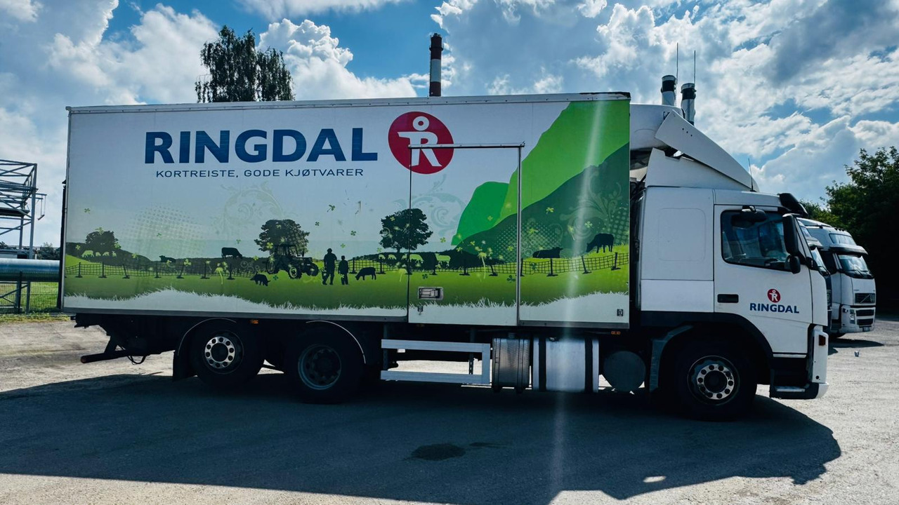 VOLVO FM9 - Refrigerated truck: picture 5 VOLVO FM9 - Refrigerated truck: picture 5