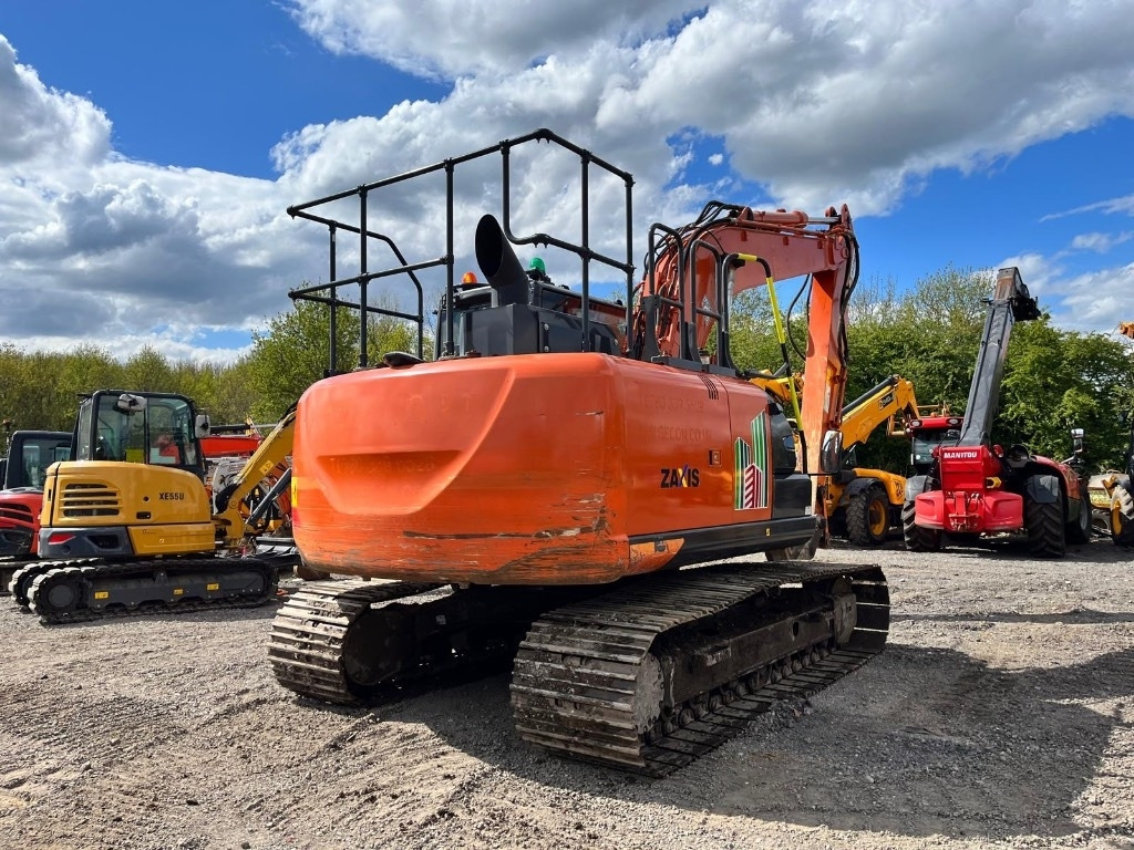 Hitachi ZX 130 LC N-6 - Crawler excavator: picture 3 Hitachi ZX 130 LC N-6 - Crawler excavator: picture 3