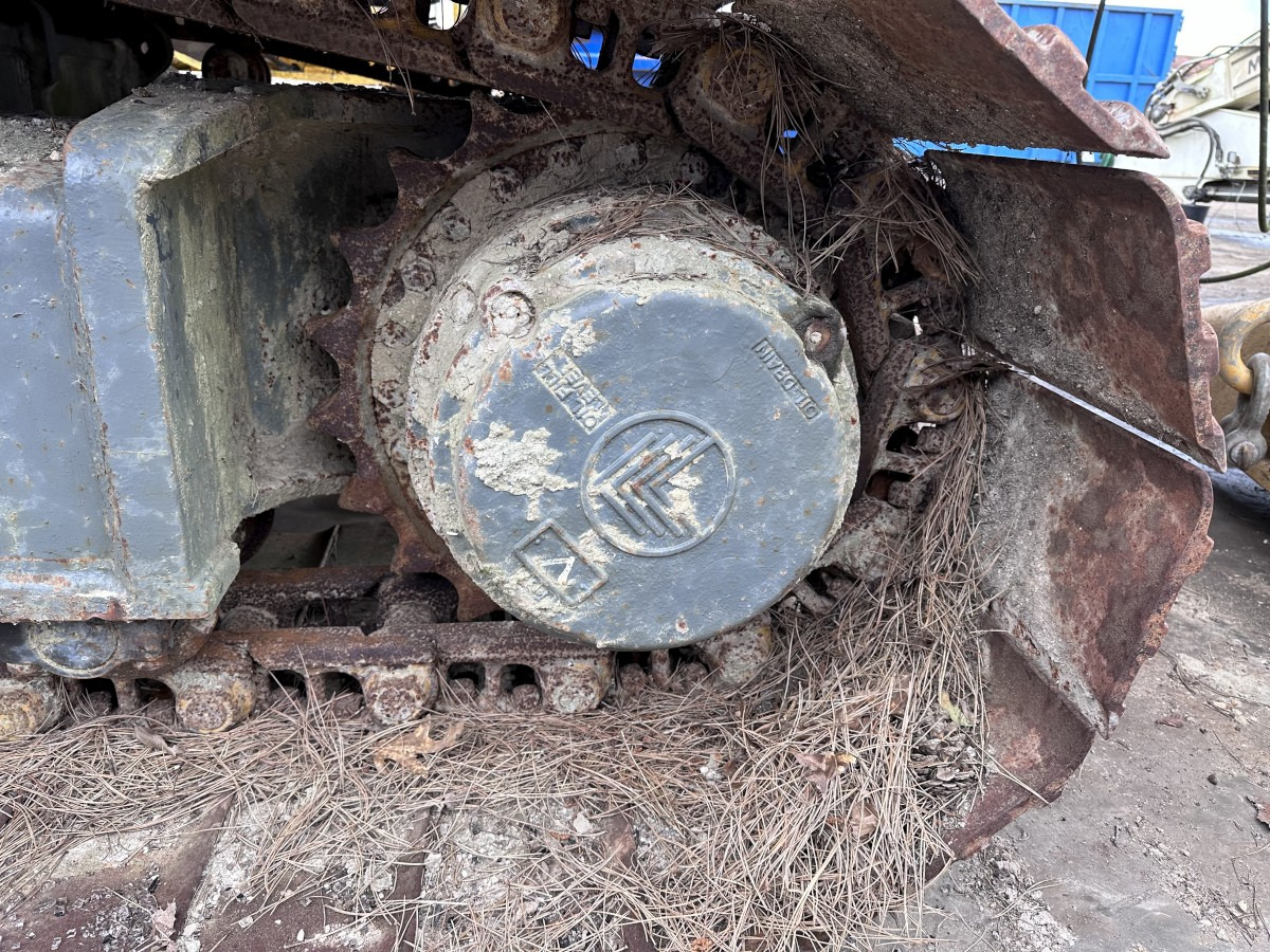 LIEBHERR LRB 155 for parts breaking dismantling - Pile driver: picture 3 LIEBHERR LRB 155 for parts breaking dismantling - Pile driver: picture 3