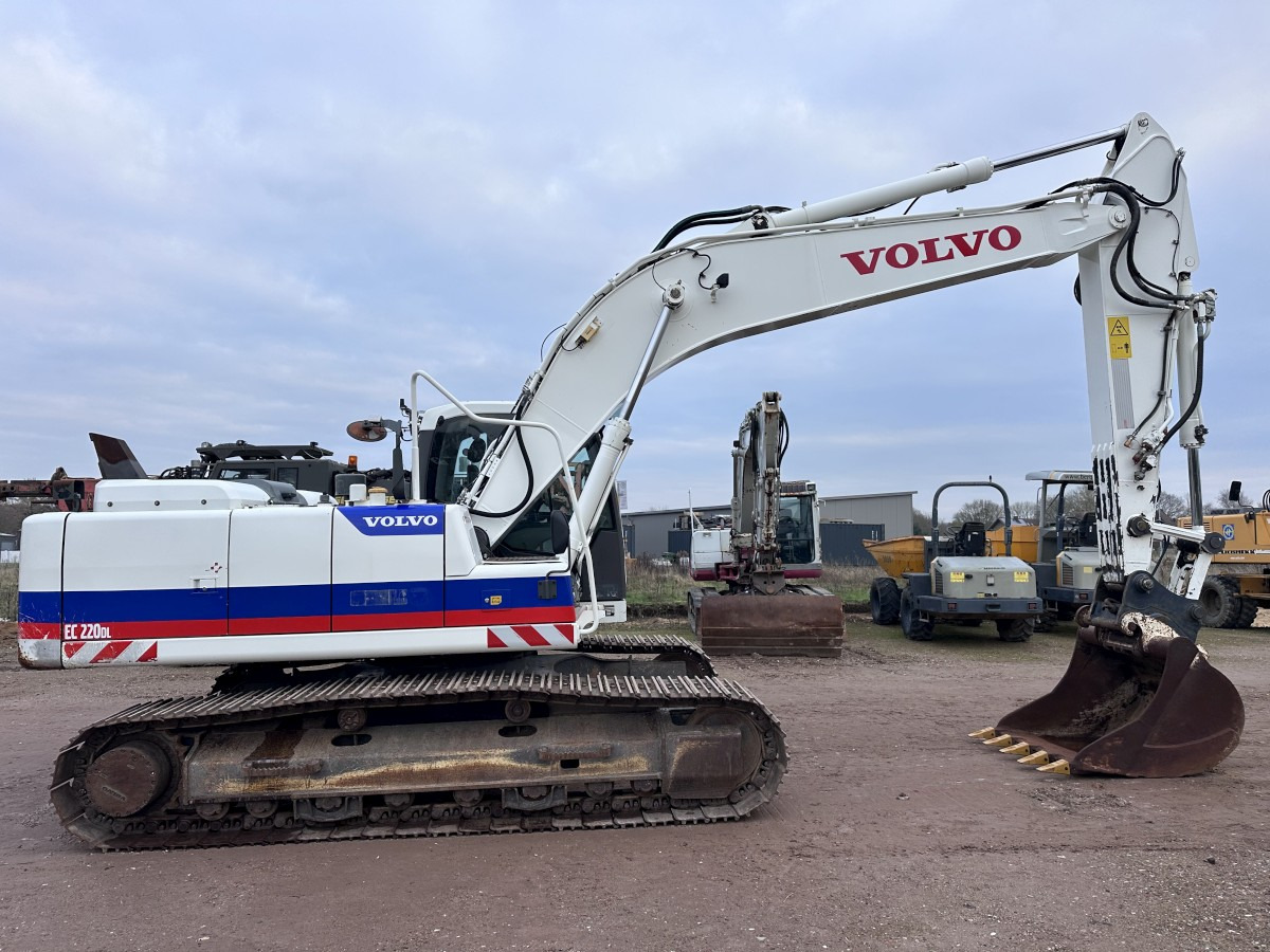 VOLVO EC 220 DL German machine! - Excavator: picture 2 VOLVO EC 220 DL German machine! - Excavator: picture 2