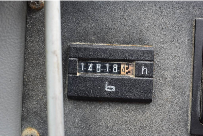 All terrain crane Liebherr LTM 1030-2: picture 13